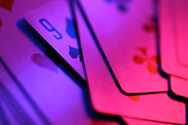 Live dealer table with multiple betting positions